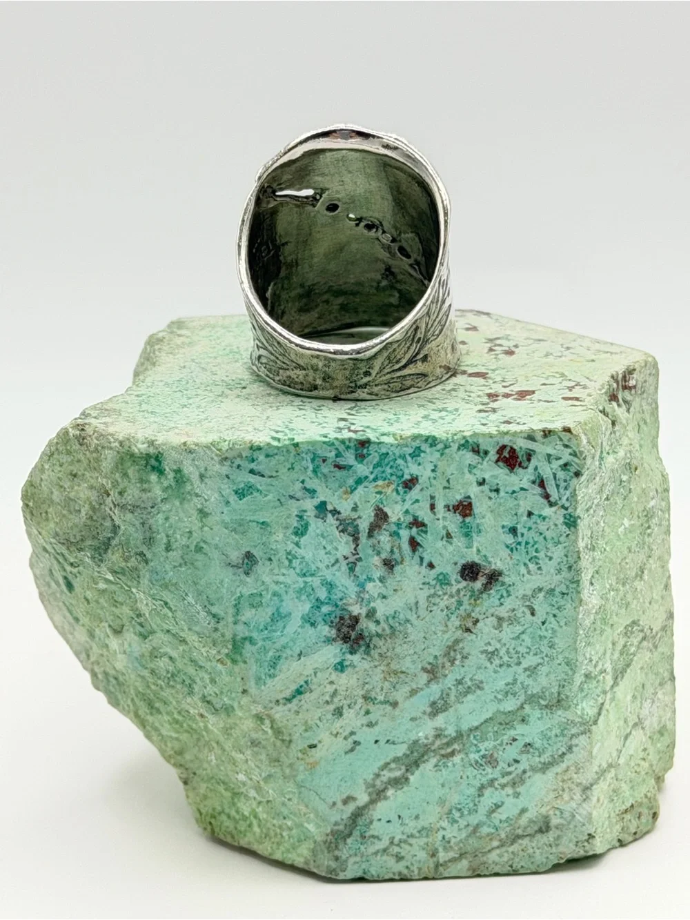 Silpada Vintage HTF Oxidized Sterling Silver & Triple CZ “NATURES MAJESTY” Ring